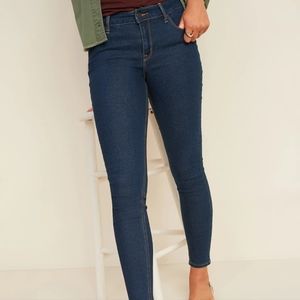Mid-Rise Dark-Wash Super Skinny Jeans